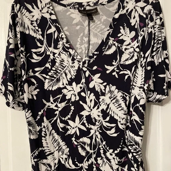 Lane Bryant silk floral dress. Lost weight getting rid of the entire closet - Picture 2 of 4